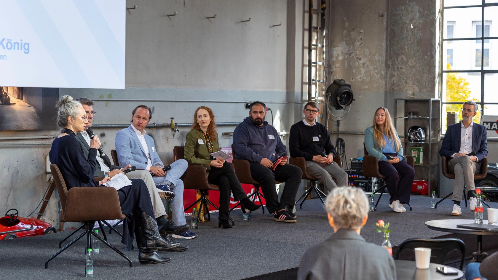 Q-Guide Veranstaltung in der Garage 226 zum Thema Menschen und Maschine.