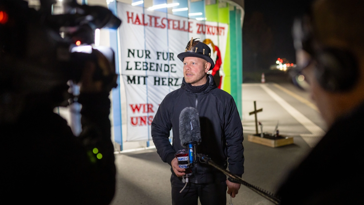 Halloween-Protest bei Bosch in Schwieberdingen