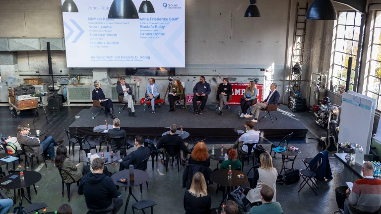 Q-Guide Veranstaltung in der Garage 226 zum Thema Menschen und Maschine.